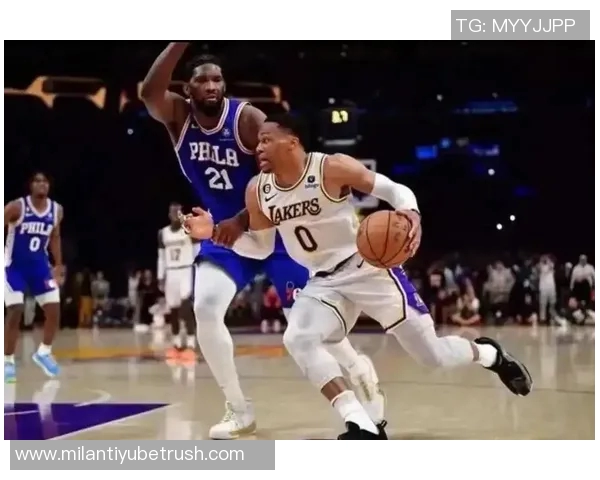 芬奇强调对抗恩比德需谨慎避免犯规观众期待精彩对决而非罚球大战