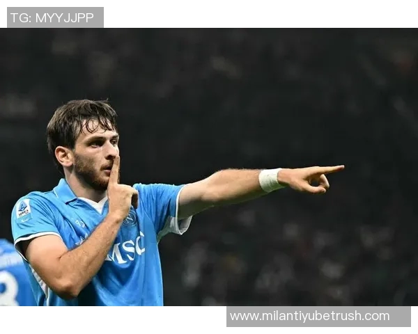 曼城米兰关注20岁葡超中场阿莫林600万欧元转会权属谈判进行中