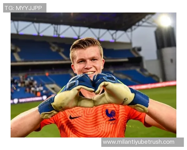 法媒报道罗马关注特鲁瓦18岁前锋德托贝特曼城摩纳哥等队同样有意